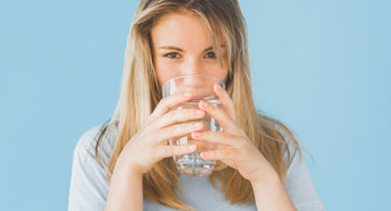Acqua alcalina - Meglio l'acqua in bottiglia o l'acqua di rubinetto?